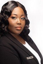 Velma Philogene Photo